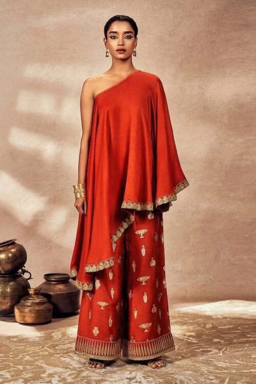 Surkh Andaaz -The Crimson Style