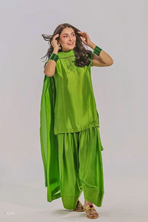 Neon Noor Farshi Suit
